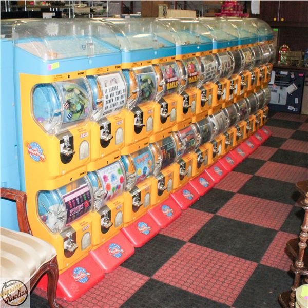 LOT OF 6 GACHA VENDING MACHINES NO KEYS