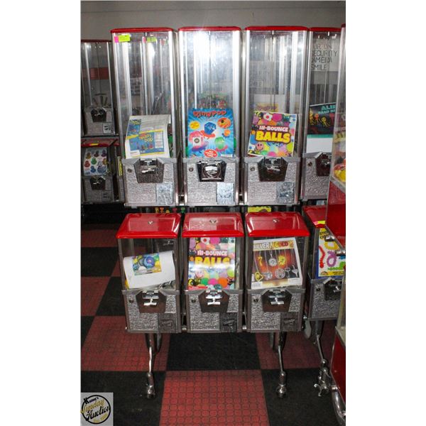 VINTAGE NORTHWESTERN VENDING MACHINE NO KEYS