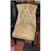 Image 1 : OLIVE CHAIR NAILHEAD