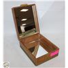 Image 1 : VINTAGE WOOD MIRRORED BOX