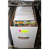 Image 1 : LONG BOX OF DC COMICS MIXED ALL BAGGED