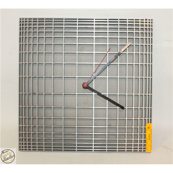 UMBRA URBINA ALUMINUM GEOMETRIC POST MODERN