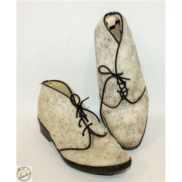 GENUINE SEAL SKIN OMPHINES UDO CLARUS