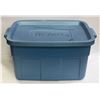 Image 1 : LARGE RUBBERMAID STORAGE CONTAINER