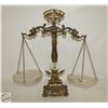 Image 1 : VINTAGE BALANCE SCALE