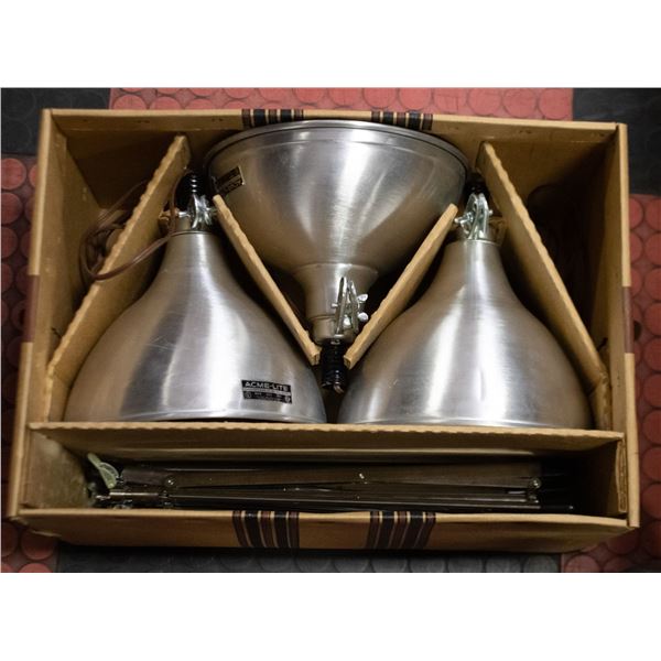 VINTAGE 3  ACME-LITE ALUMINUM ACME CLAMP LAMP