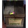 Image 1 : ANTIQUE POULTRY WOOD CRATE-ESTATE