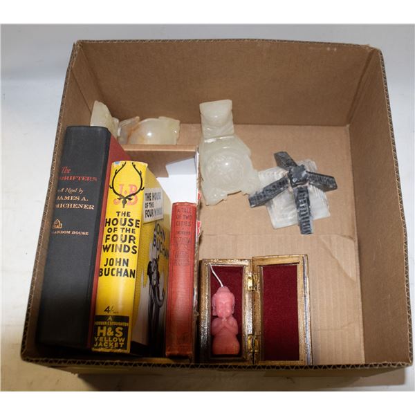 PAIR OF WHITE ONYX HANDCARVED STONE