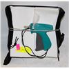 Image 1 : CLOTHING TAGGING GUN WITH 10000 TAG PINS