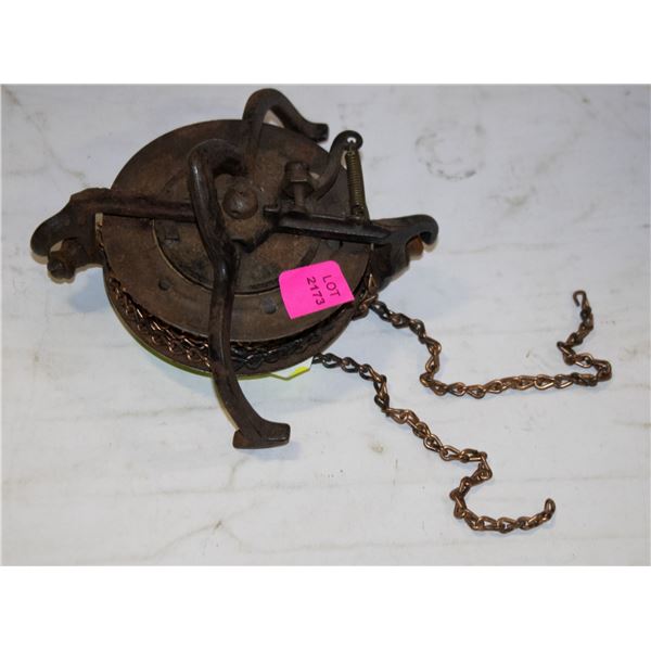 ANTIQUE CAST IRON PULLEY-ESTATE