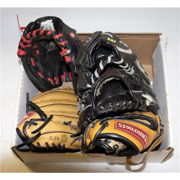 FLAT OF KIDS BALL GLOVES