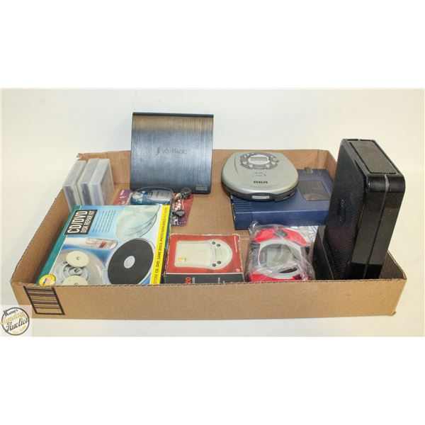 LOT OF VINTAGE TECHNOLOGY INCLUDES CD PLAYER