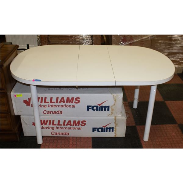 WHITE TABLE WITH 1 LEAF