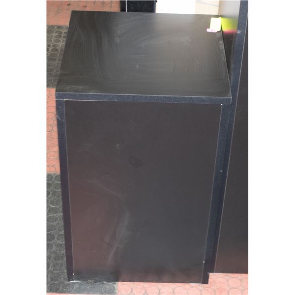BOX STAND 15X15X24