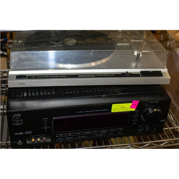 CLASSIC JVC RECEIVER WITH REMOTE AND TURN TABLE