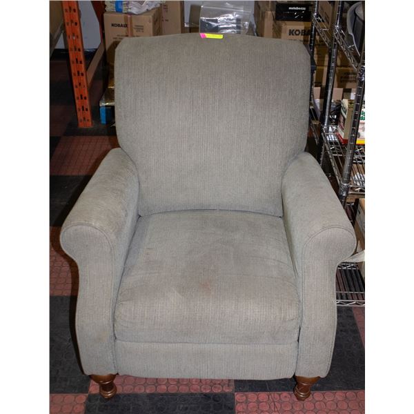GREEN LAZY BOY WINGBACK RECLINING CHAIR