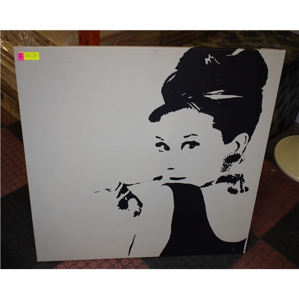 AUDREY HEPBURN LARGE PRINT