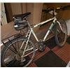 Image 1 : VINTAGE TREK ANTELOPE GREEN/WHITE BIKE MODEL 830