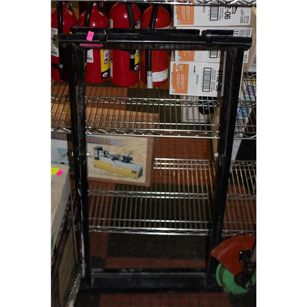 FOLDING CONSTRUCTION STAND