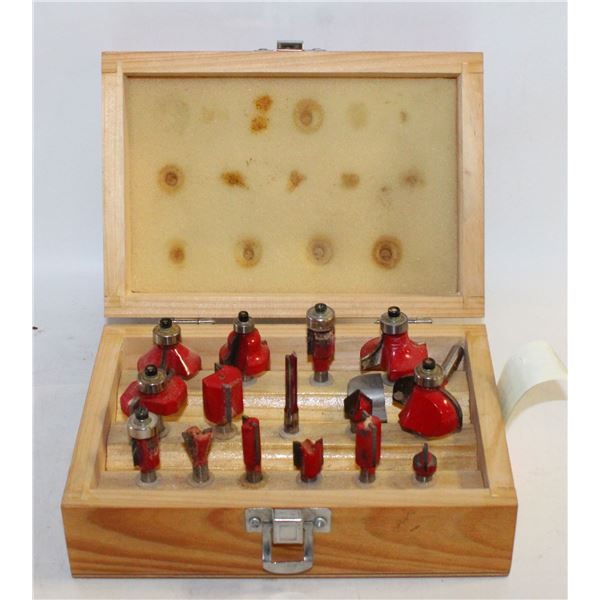 CASE OF ROUTER BITS