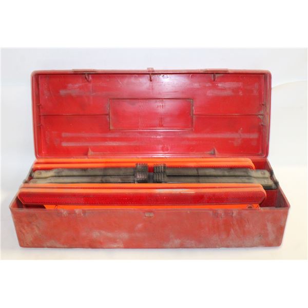 ROADSIDE EMERGENCY KIT