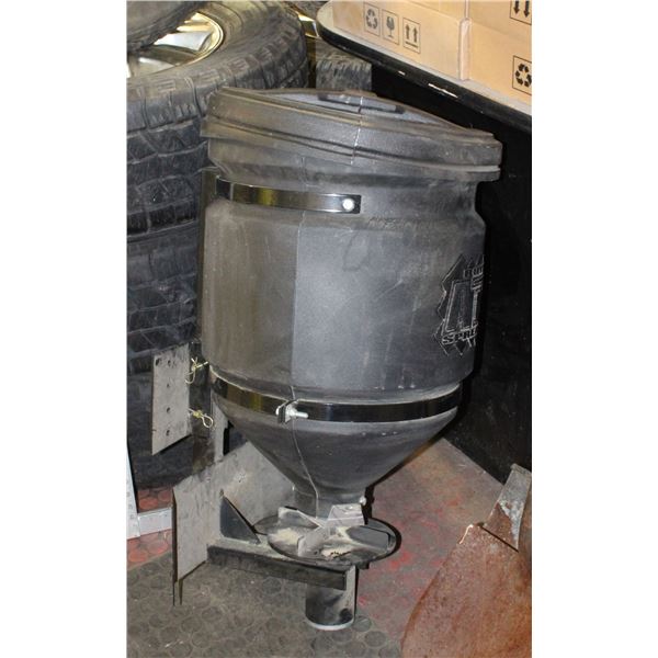 ELECTRIC POWERED QUAD SEED SPREADER