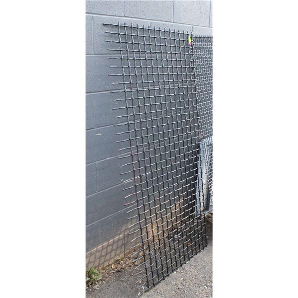 64" X 28" HIGH CARBON STEEL SCREEN