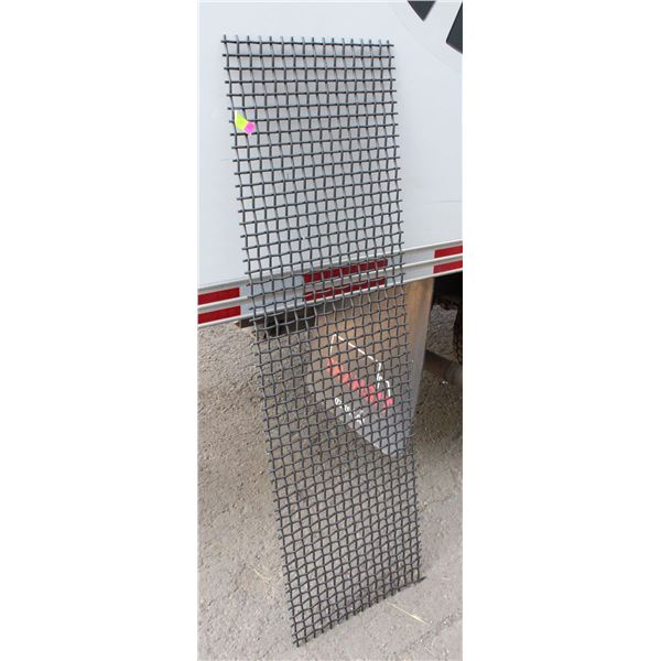 62" X 18.5" HIGH CARBON STEEL SCREEN