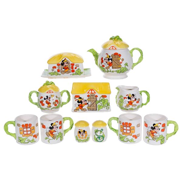 A Royal Orleans Mickey and the Beanstalk Tableware Set.