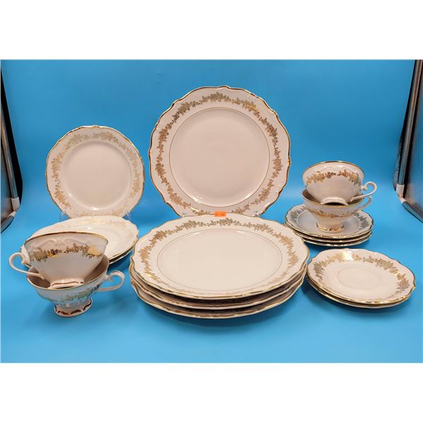 Queen Anne Fine China Dish Set Made in Germany