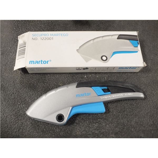 16 Secupro Martego / Box Cutter Knives