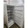 Image 2 : Frigidaire Stand Up Freezer