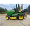 Image 15 : JD 240 Riding Lawn tractor 42 in Fc420v gas motor,6 speed C/w rear bagger, running order