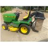 Image 2 : JD 240 Riding Lawn tractor 42 in Fc420v gas motor,6 speed C/w rear bagger, running order