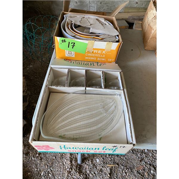 Complete set of Pyrex Bowls and Hawaiian Leaf Snack Set