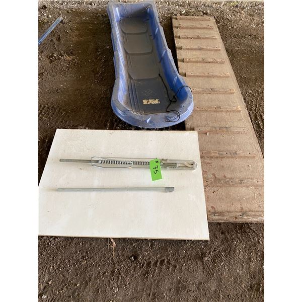 Inoculator, Blue Sled & Wood Ramp