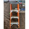 Image 1 : Orange Fibre Glass 4ft Step Ladder