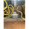 Image 3 : 100ft yellow Ext. Cord & Desk