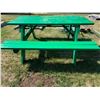 Image 3 : Green Picnic Table