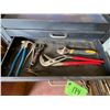 Image 3 : Rolling 3 Draw Tool Chest c/w Tools - snips, fencing tool, crescents, pliers, Screw Driver Set, Sock