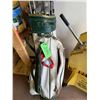 Image 3 : Set of Golf Clubs, Mob Pail & Mop