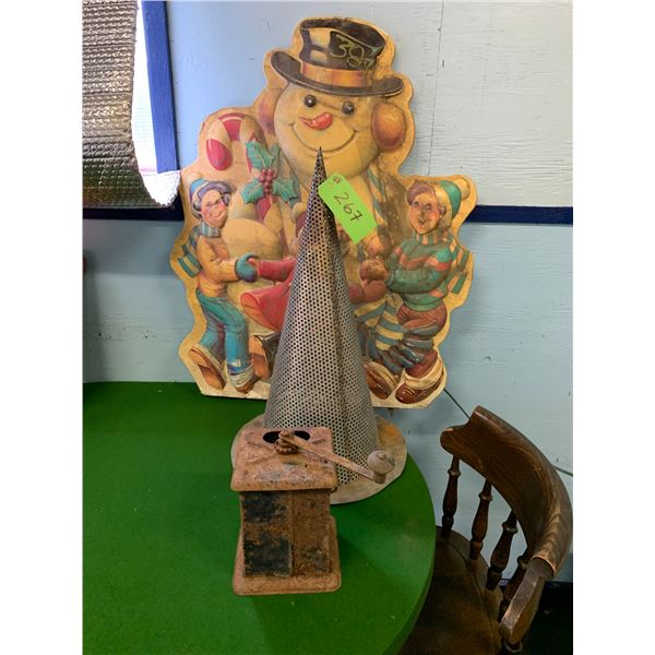 Small Grinder, Plastic Clown & Sifter