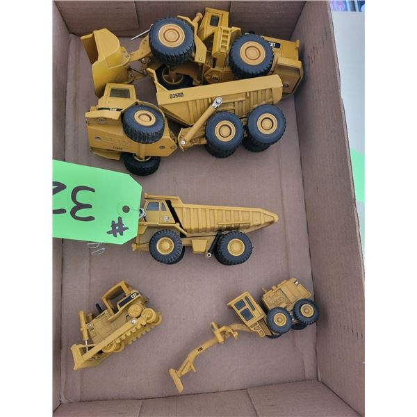 Box of 5 CAT Tractors & Trucks