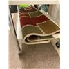 Image 5 : Stepping stool, rug & laundry cart on wheels