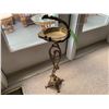 Image 5 : Antique ashtray