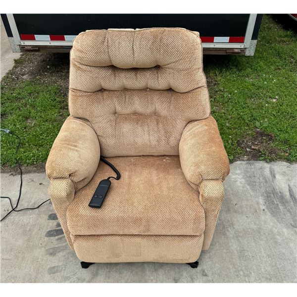 LIFT CHAIR - LIKE NEW! WORKS GREAT!