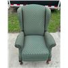Image 2 : QUEEN ANNE STYLE RECLINER