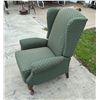 Image 6 : QUEEN ANNE STYLE RECLINER