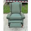 Image 8 : QUEEN ANNE STYLE RECLINER
