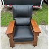 Image 2 : VINTAGE LEATHER AND WOOD CHAIR WITH STORAGE